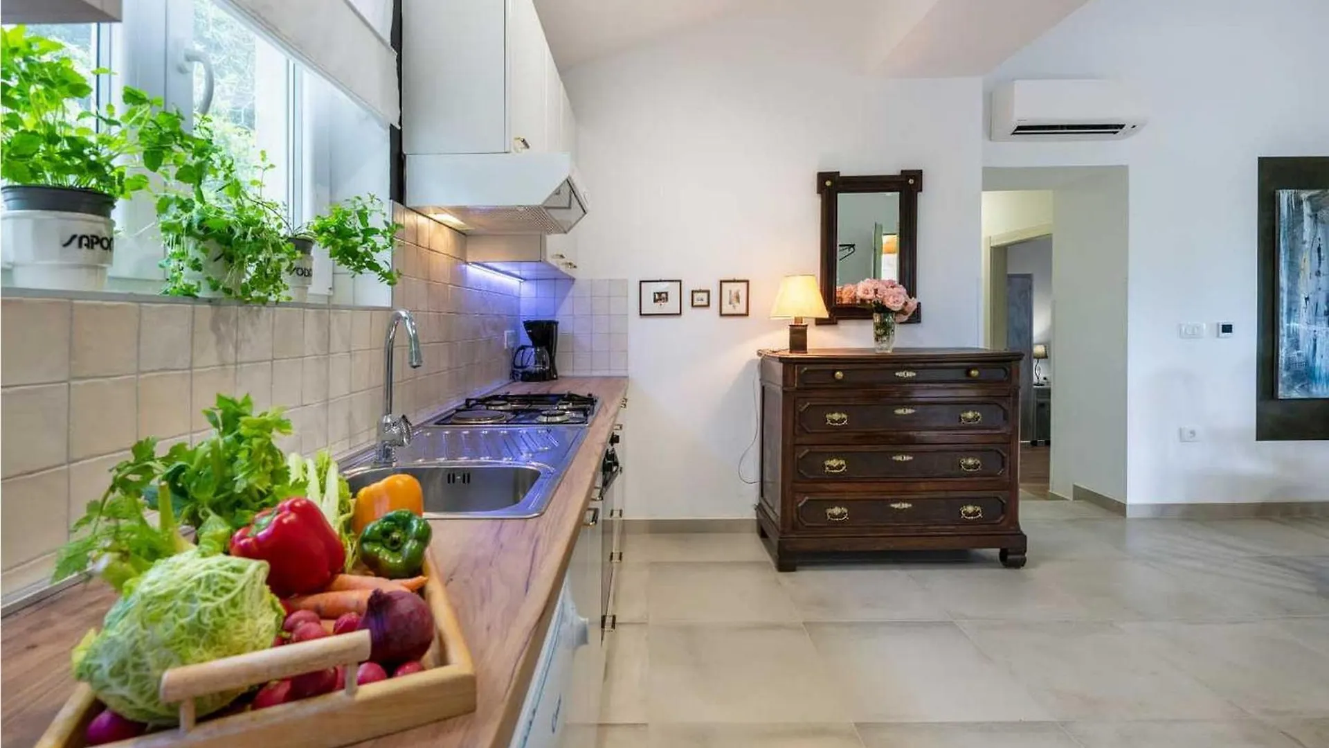 לאבין Villa Nona Nina